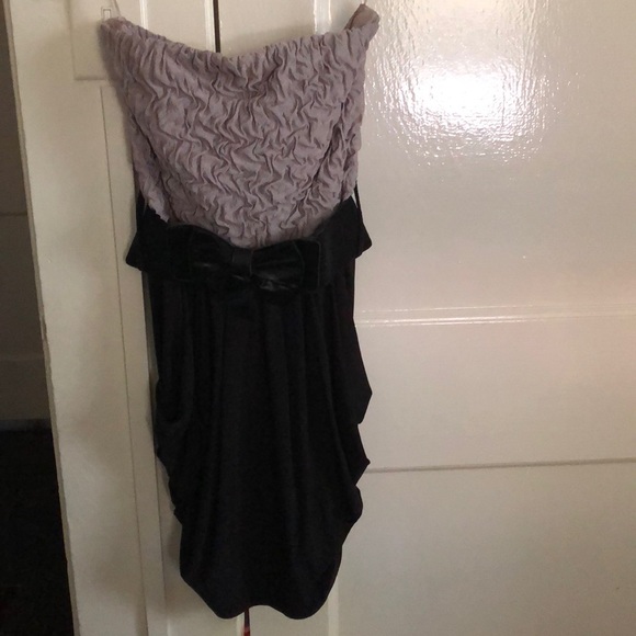 Strapless/Mini dress - Picture 3 of 4